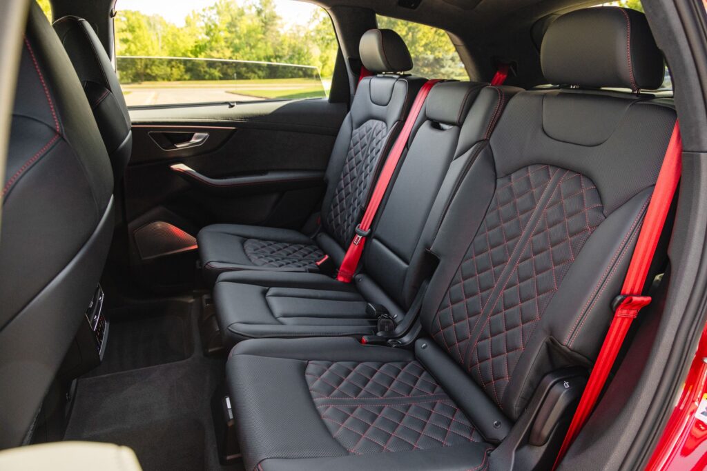 2025 Audi Q7 images