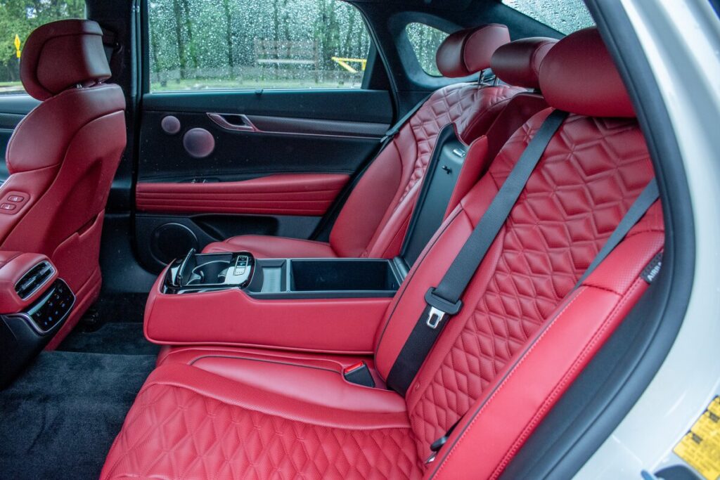 2025 Genesis G80 interior